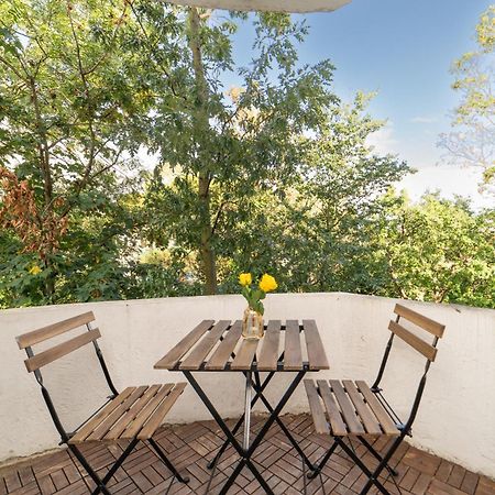 Two Bedroom Apartment By Buonomo Stays Short Lets & Serviced Accommodation In Balham With Balcony Лондон Екстер'єр фото